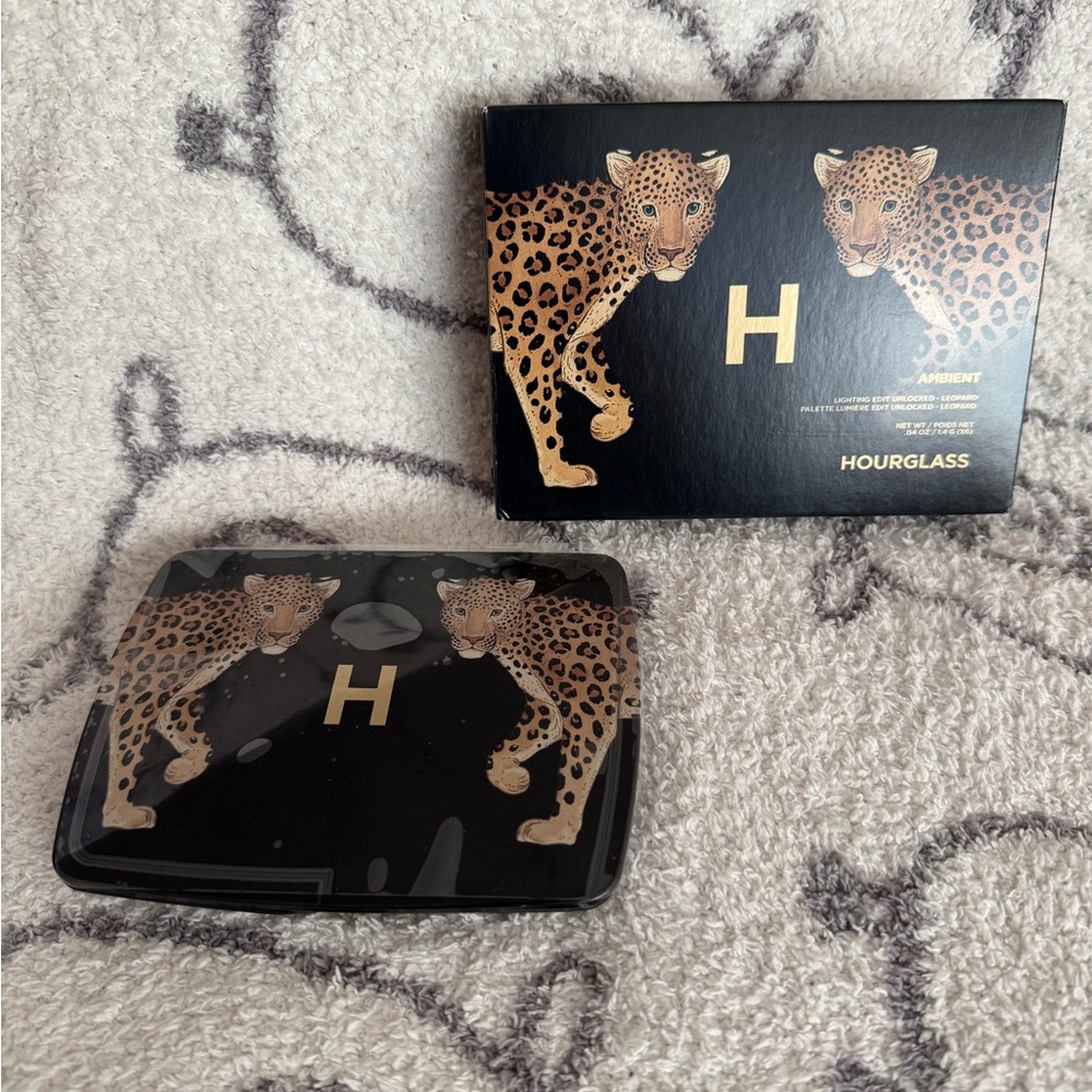 SOLD—hourglass Ambient Lighting Edit Palette leopard